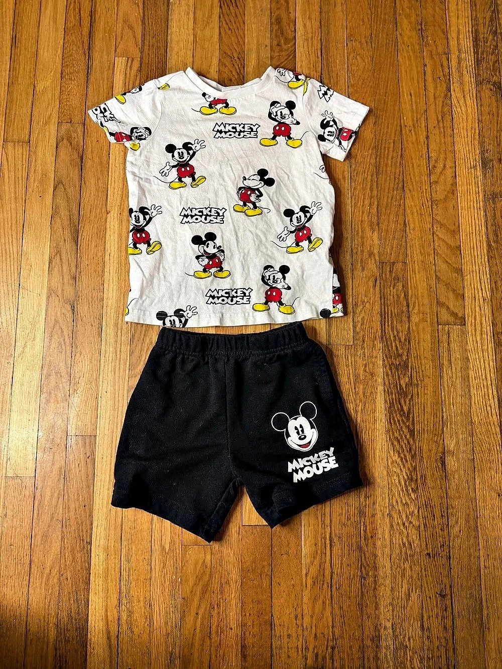 Mickey & Friends Mickey Mouse Mickey Set Size 2T